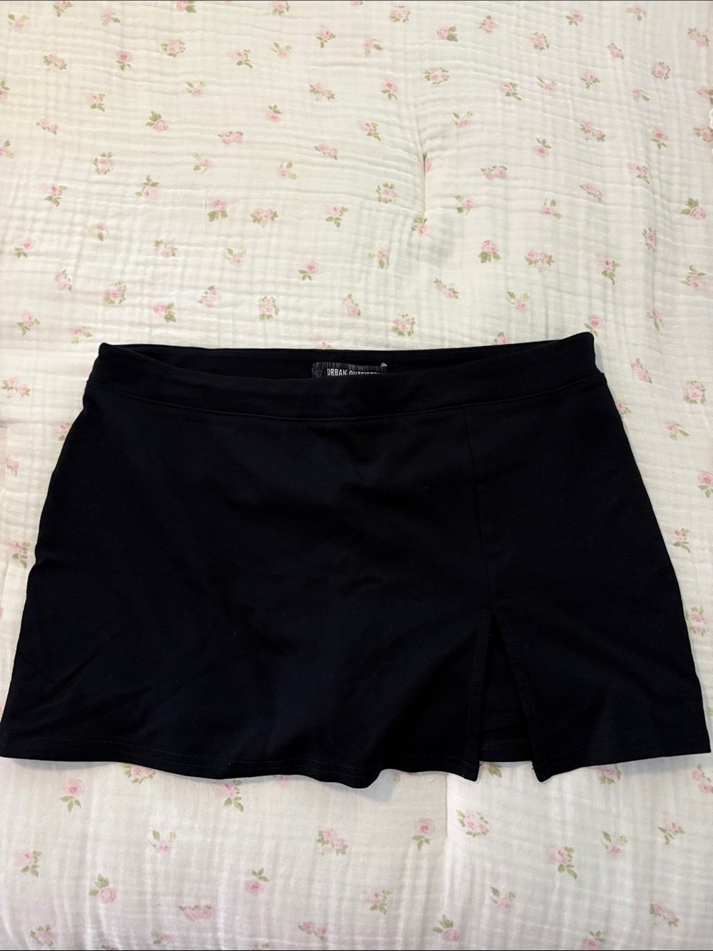 Black UO mini skort